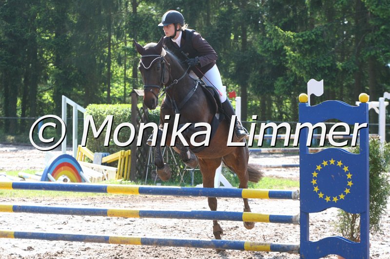 104M7810_Arisa_Spring A.JPG